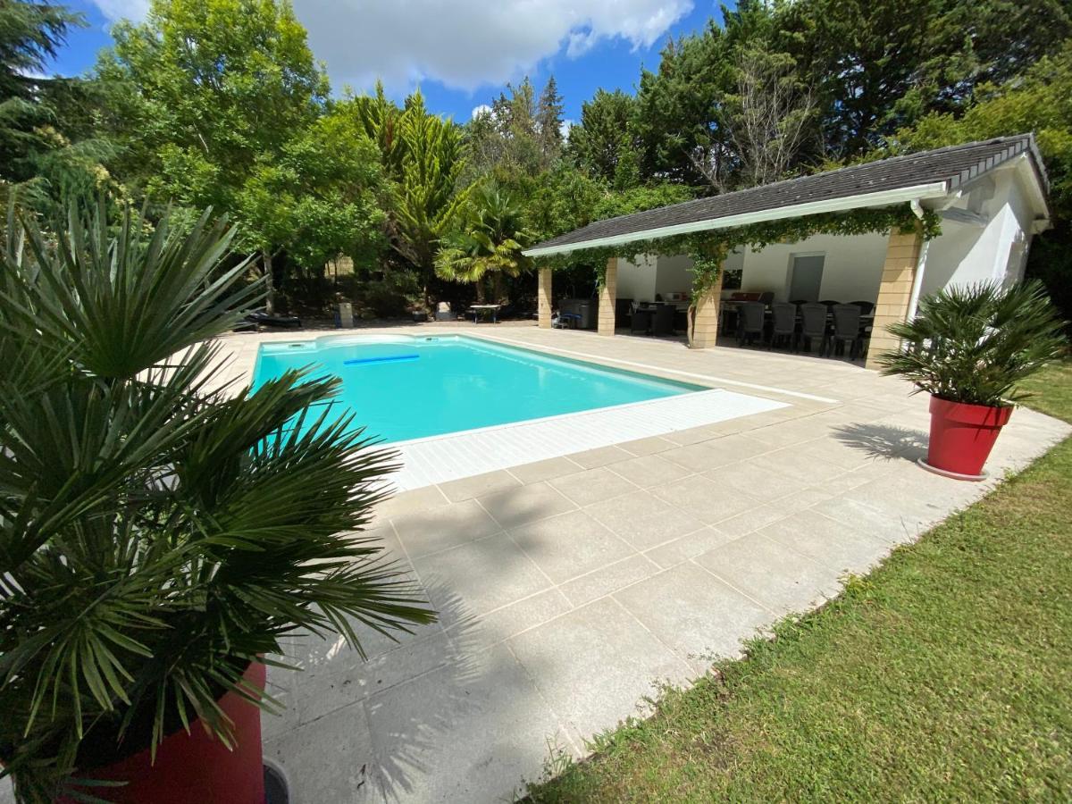 Manoir Et Appartements Avec Piscine Au Domaine De Bize Mirepoix 米尔普瓦 外观 照片