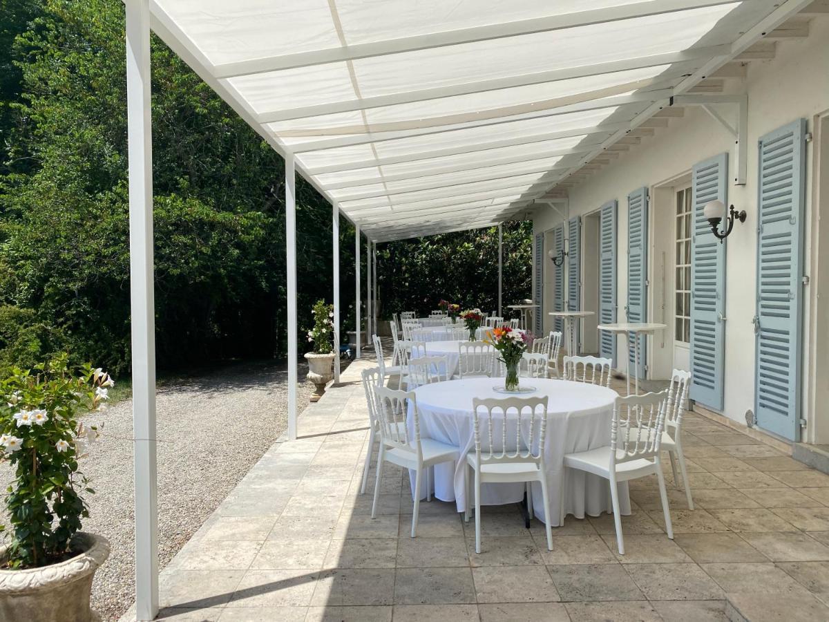 Manoir Et Appartements Avec Piscine Au Domaine De Bize Mirepoix 米尔普瓦 外观 照片