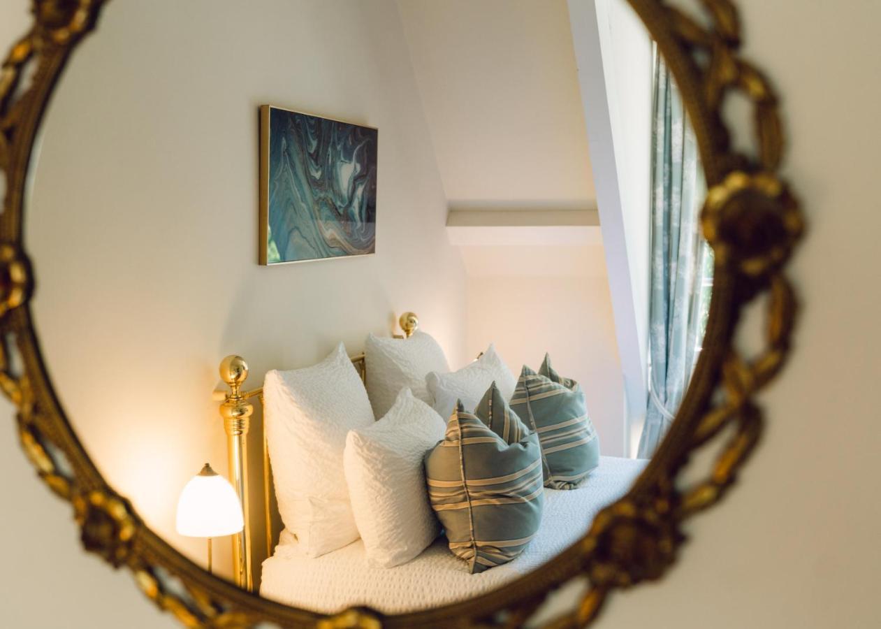 Manoir Et Appartements Avec Piscine Au Domaine De Bize Mirepoix 米尔普瓦 外观 照片
